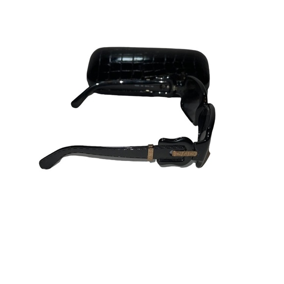 Fendi Woman Sunglasses - Picture 2 of 6